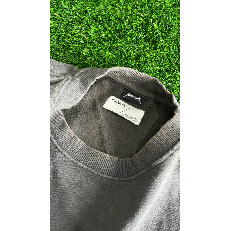 PRELOVED Pull & Bear x Metalica Sweater
