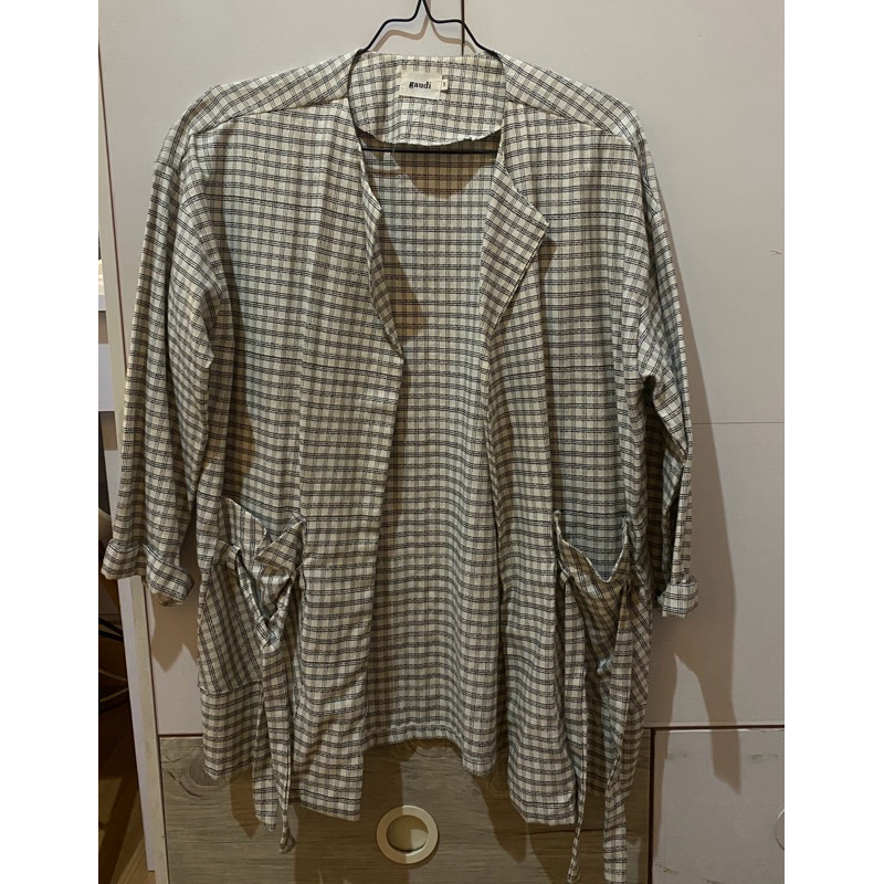 Preloved Outer Panjang Kotak-Kotak Gaudi