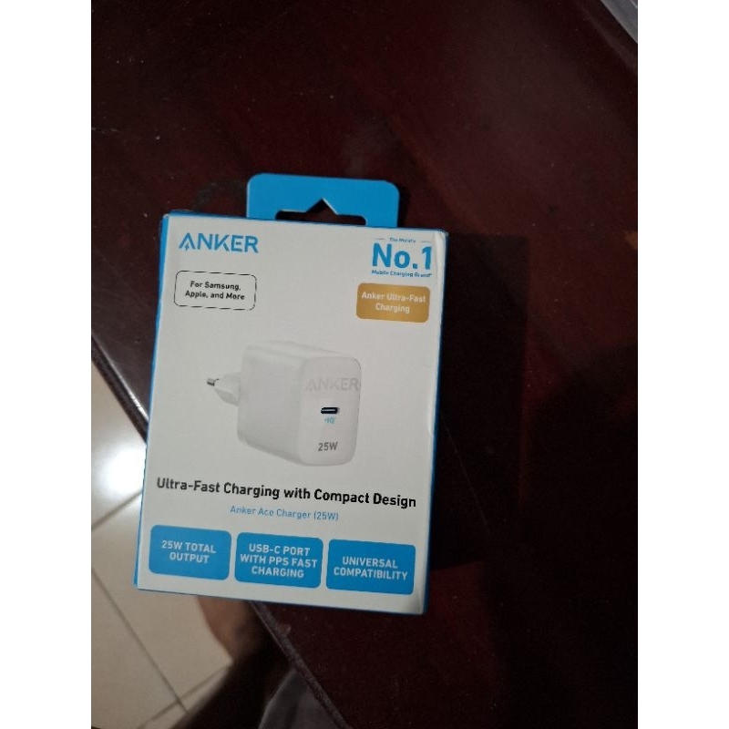 ANKER 25 WATT CHARGER