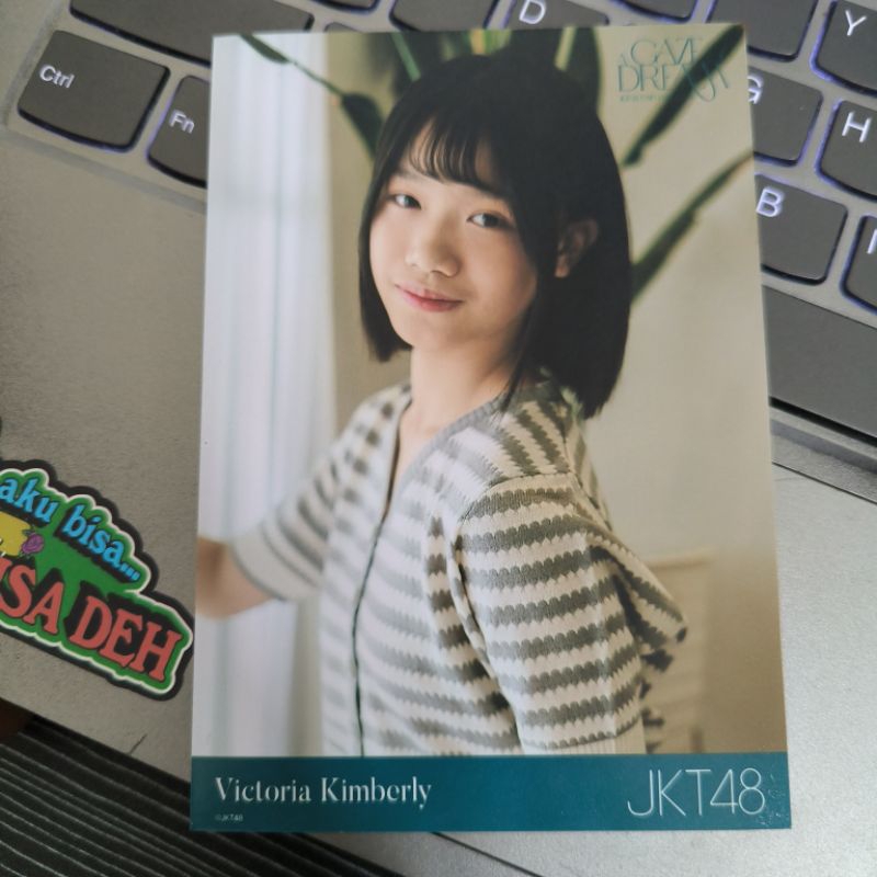 

Photopack JKT48 Kimmy | Calendar 2025 “A GAZE OF DREAM”