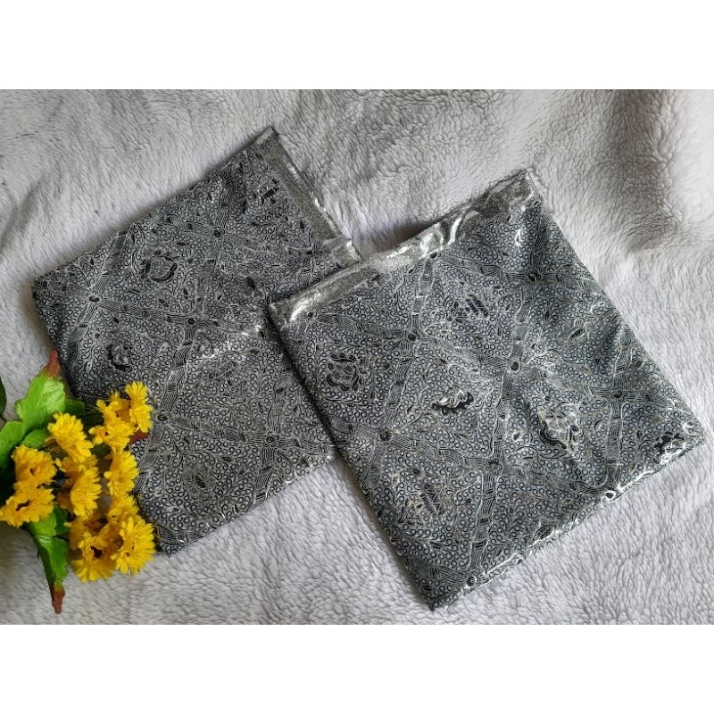 Kain Lembaran Jarik Prodo Sidomukti Silver