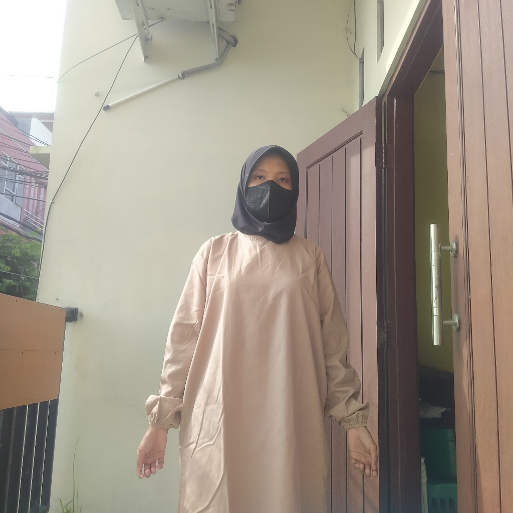 (feel free nego.preloved/bekas) SCRUB MEDIS BEDAH PAKAIAN MEDIS RUMAH SAKIT WARNA COKLAT MUDA CREAM 