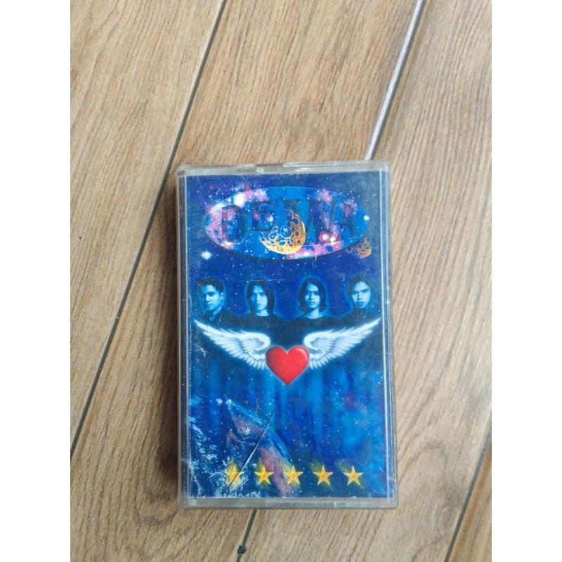 kaset pita DEWA19 "bintang lima"