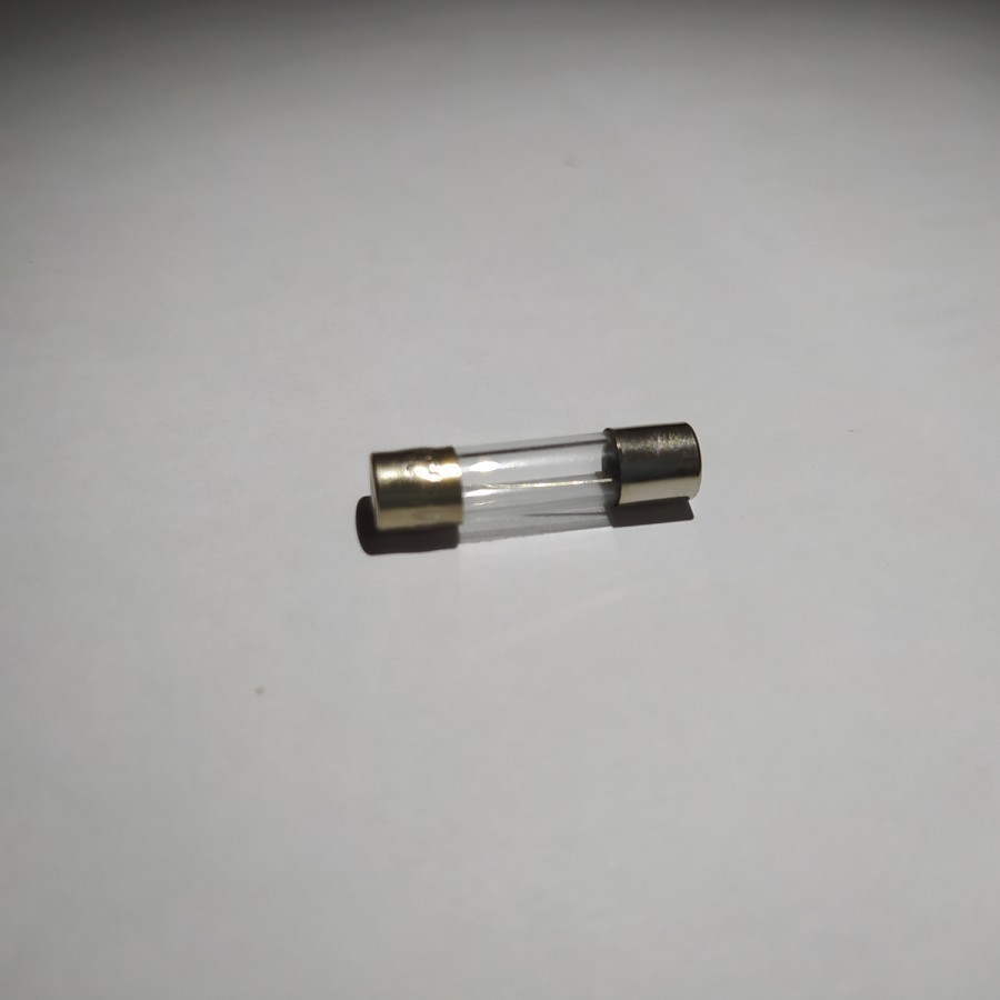 FUSE GLASS 5x20 FUSE KACA 20x5 4A 250V FUSE GLASS 5×20 FUSE KACA 5×20