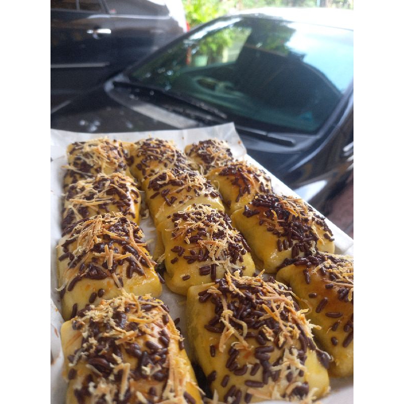 

BOLEN PISANG COKLAT EKONOMIS