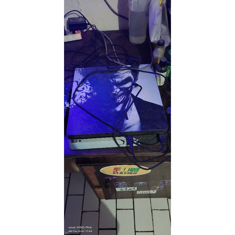 PS 4 slim second 500GB