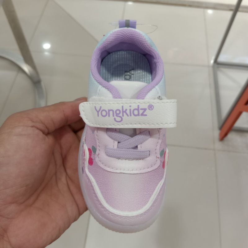YONGKIDZ SEPATU KETS BERLAMPU ANAK CEWEK IMUT ORIGINAL