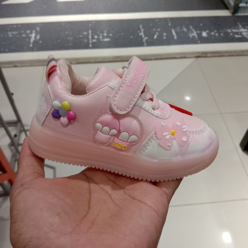 YONGKIDZ SEPATU KETS ANAK CEWEK BERLAMPU ORIGINAL