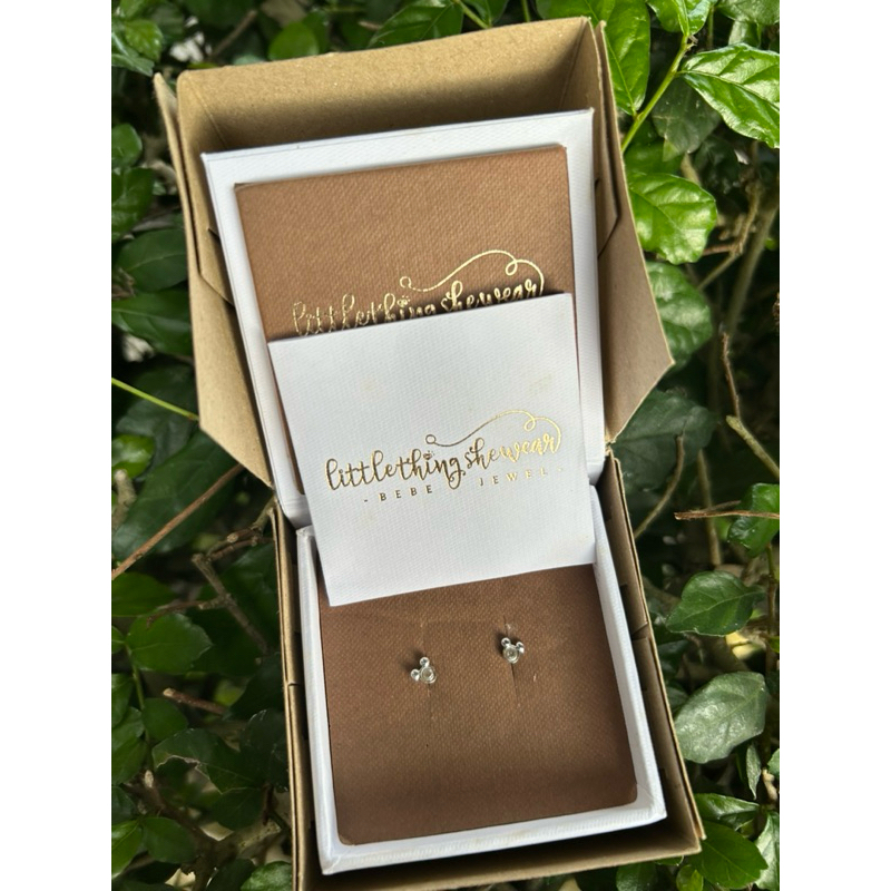 preloved anting Anak little thing she wear