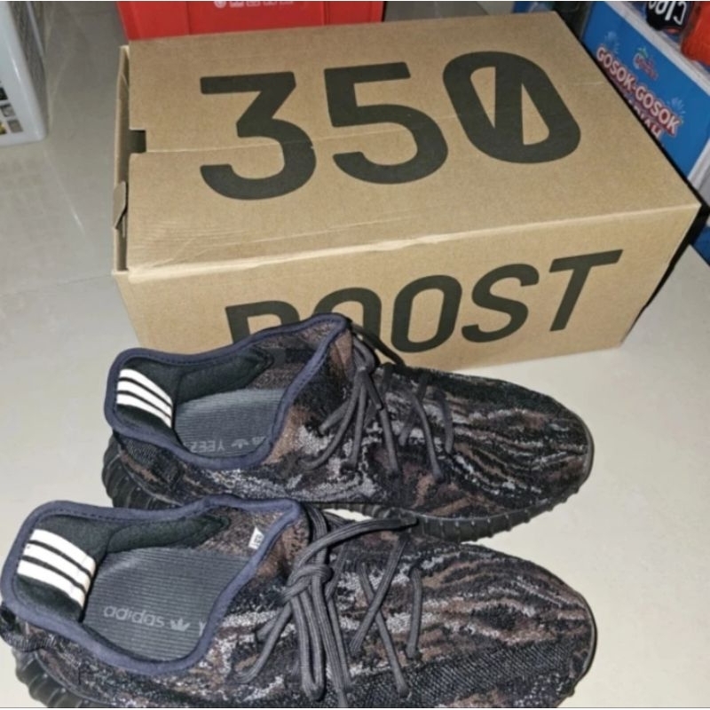 Adidas Yeezy 350 V2 Boost Shoes Sepatu MX Rock Mulus
