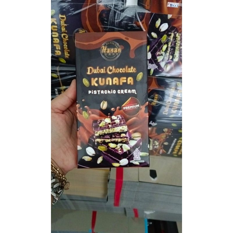 

coklat Dubai pistachio premium size besar 270gr by Hanan