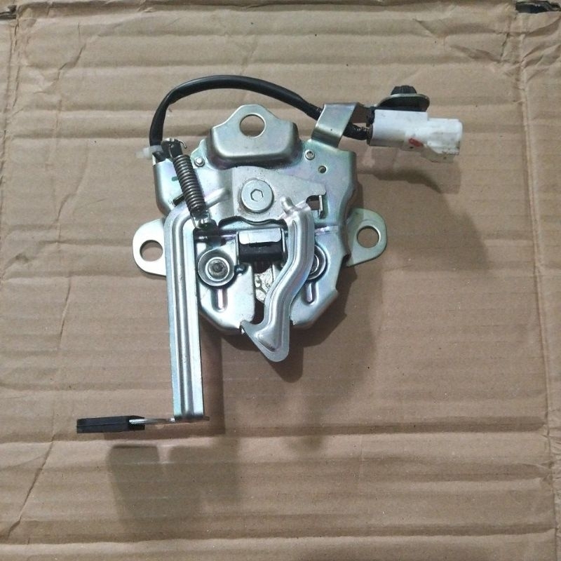 Lock kap mesin kunci kap mesin Avanza Veloz 2022 Original