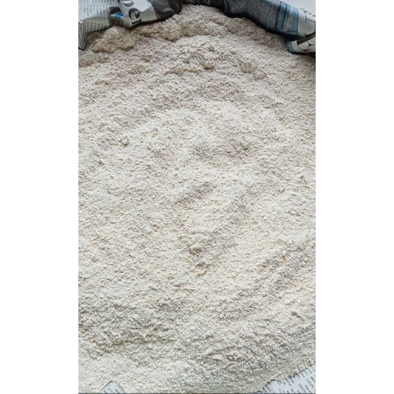 

Tepung tiwul/gaplek 1Kg Khas Pacitan