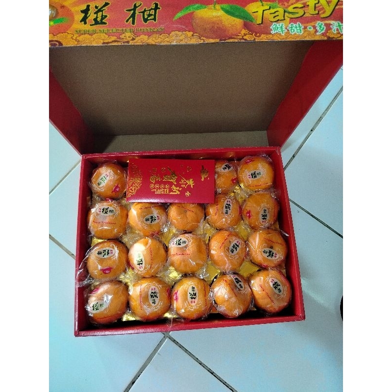 

jeruk ponkam edisi gift imlek /dus isi 20