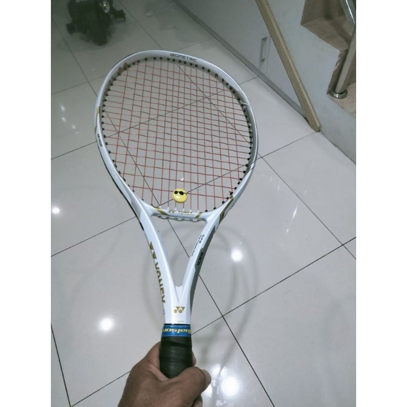 Yonex ezone 100in 285g
