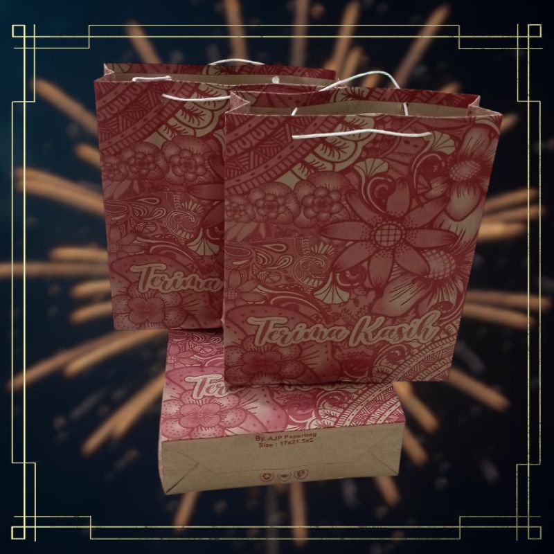 

Paper bag sedang motif isi 30pcs UK 21×17×5cm tas souvenir hajatan