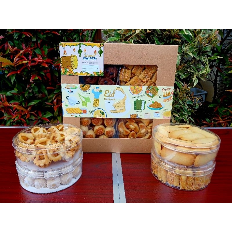 

HAMPERS KUE KERING ISI 4