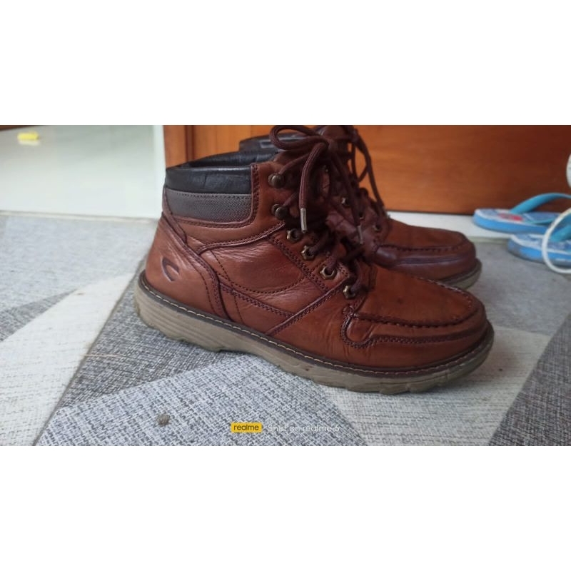sepatu semi boots kulit camel active 41 second