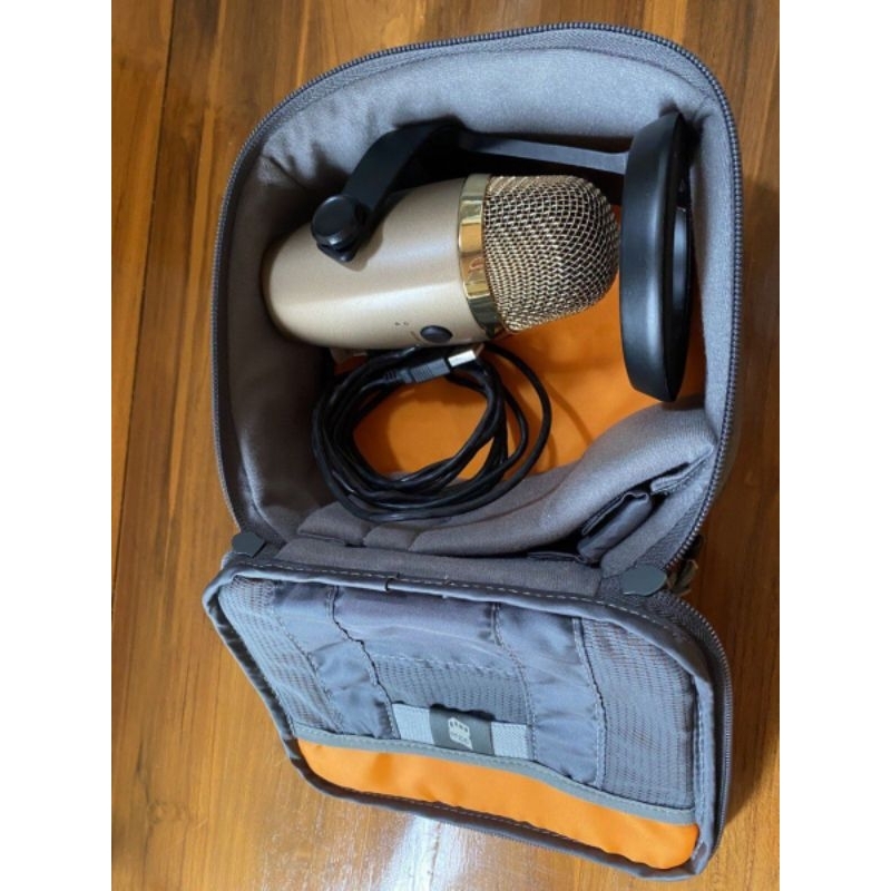 MIKROFON BLUE YETI NANO (second)