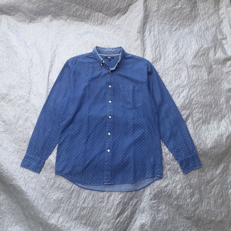 Kemeja katun pocket uniqlo motif ( second/bekas )