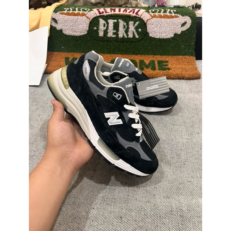 NEW BALANCE 992 USA BLACK GREY