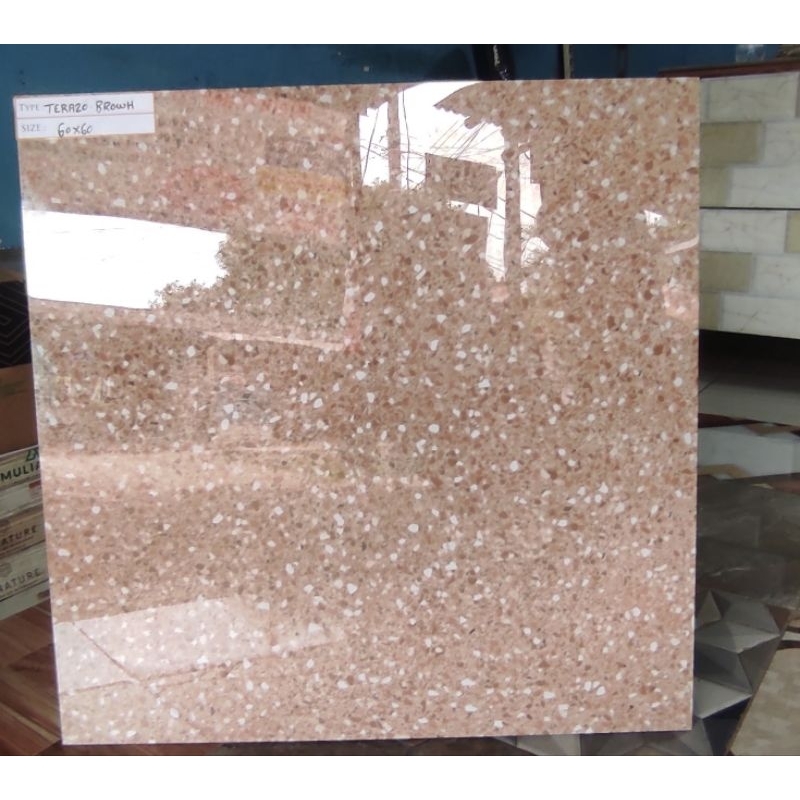 Essenza Granit terazo brown 60×60 polished/licin