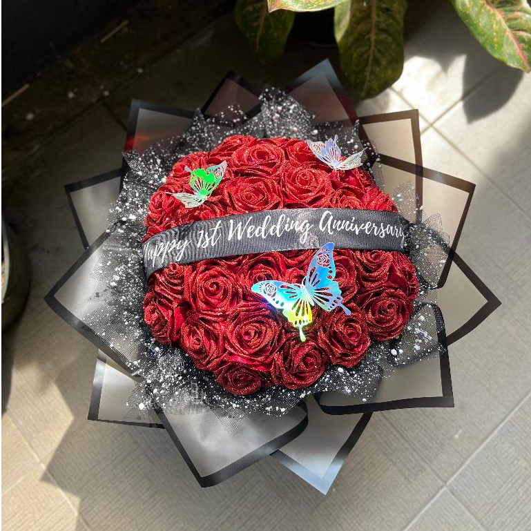 Buket Bunga Satin dengan Pita Custom-buket anniversary