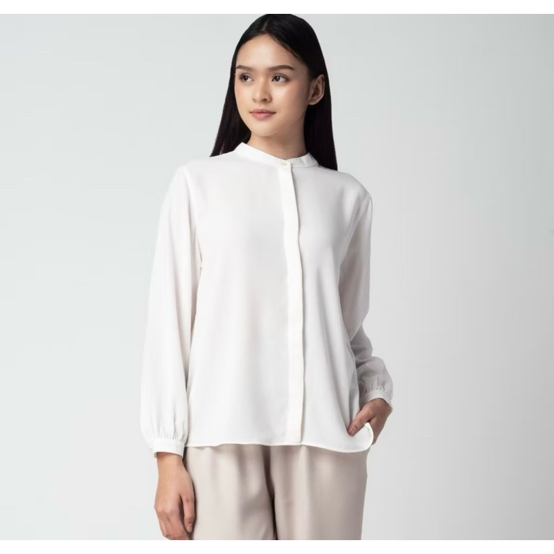 Preloved Kemeja Wanita Benhill Yena Top