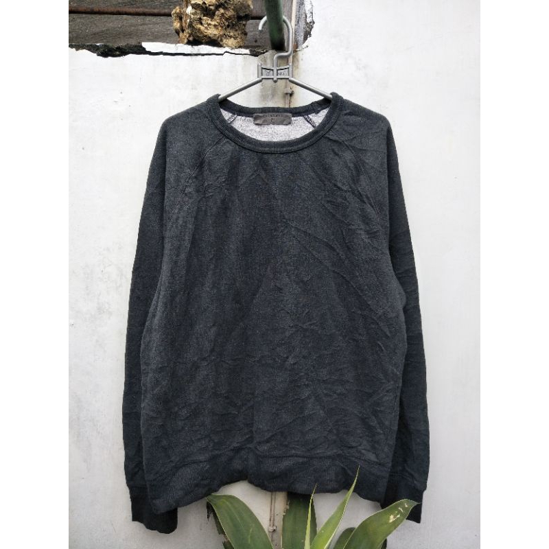 sweater crewneckshirt giordano abu abu second original