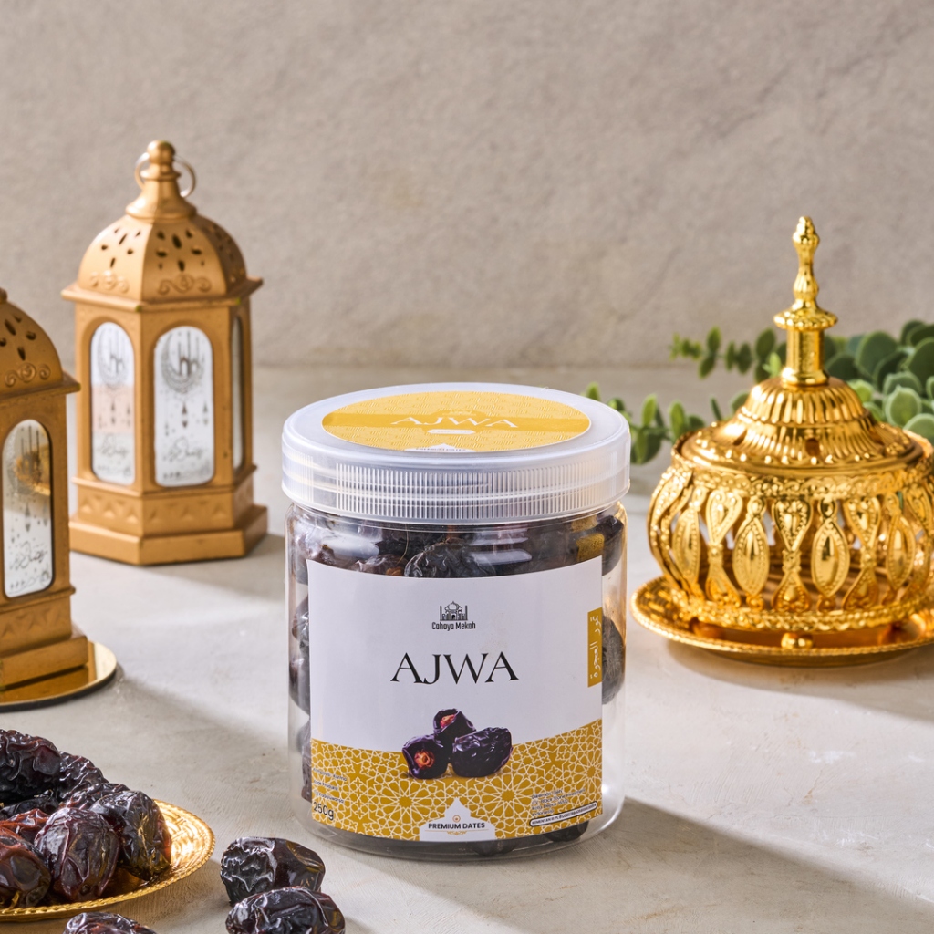 

Cahaya Mekah Kurma Ajwa Dates Nabi Toples Premium Original High Quality 250gr