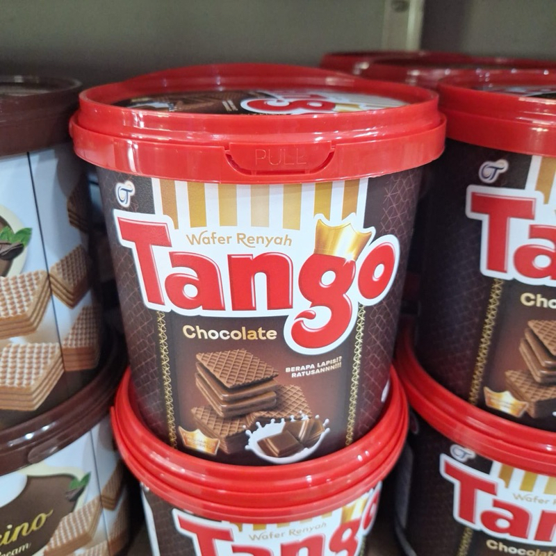 

TANGO wafer CHOCOLATE 240GR ember