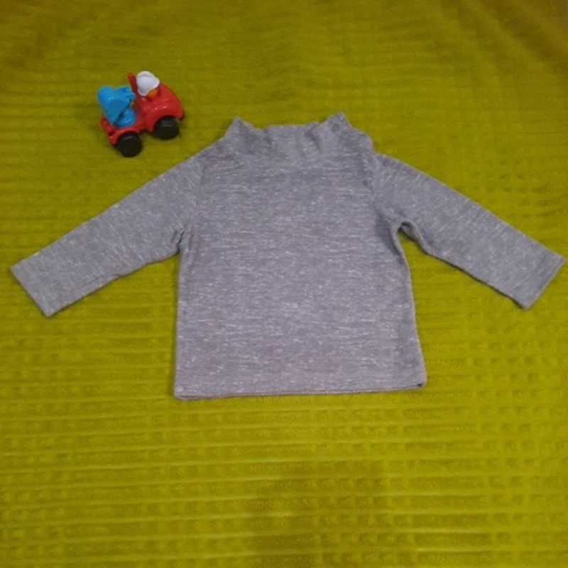 Sweater Uniqlo Baby Preloved