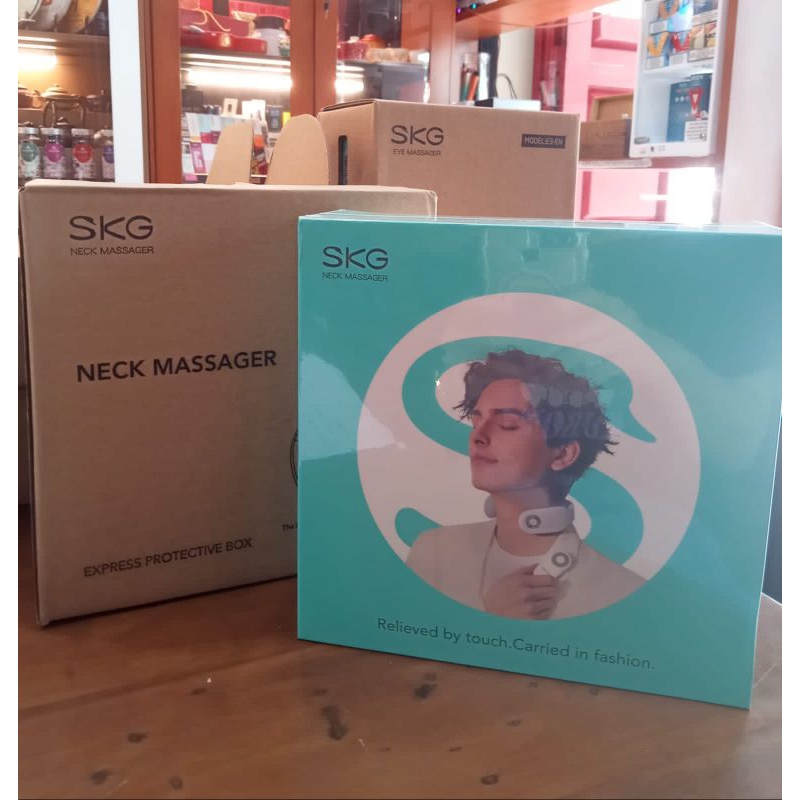 SKG Neck Massager/Alat Pemijat Leher Portable