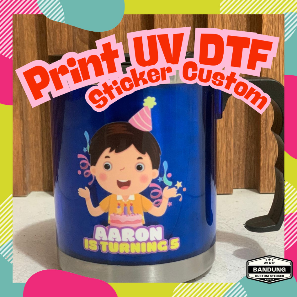 

UV DTF Bandung - Cetak Print Cutting Sticker Custom Stiker Timbul Souvenir Kaca Mug Helm Botol