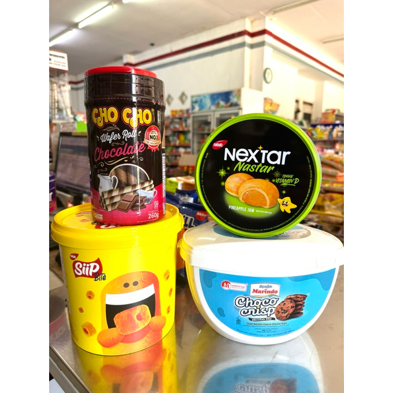 

Paket Snack Lebaran Kaleng 100ribuan dapat 4