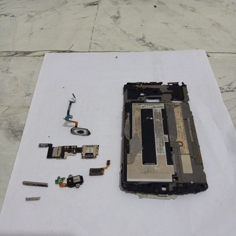 Sukucadang Samsung note 4 Tatakan lcd samsung note 4 rumah sim samsung note 4 sidik jari samsung not