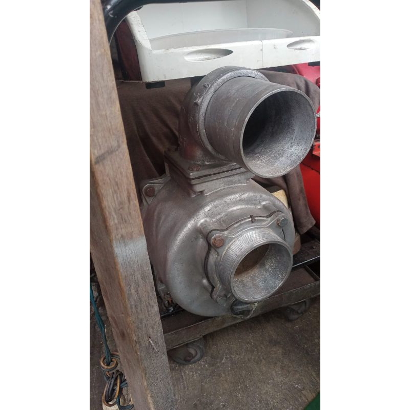 mesin pompa air irigasi 4 " loncin kondisi 80% normal tinggal pakai
