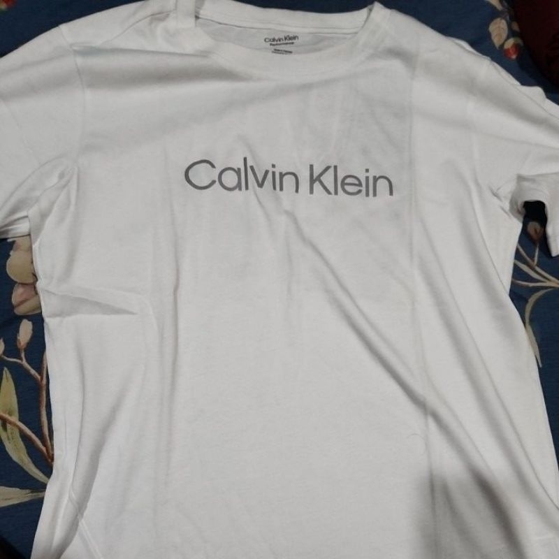Kaos Calvin Klein original size S P=65 L=49 preloved