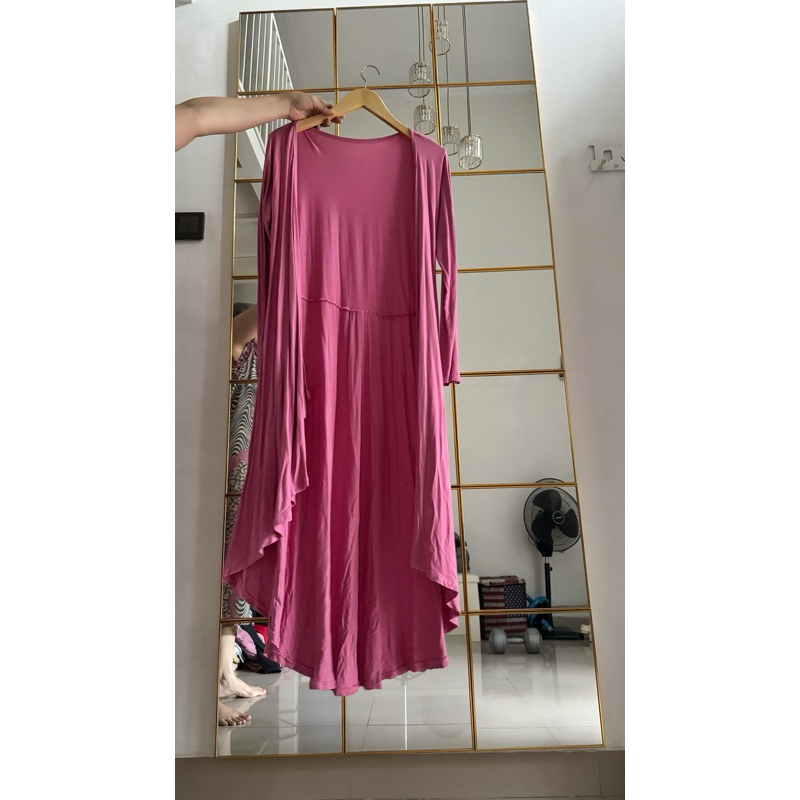 Outer pink