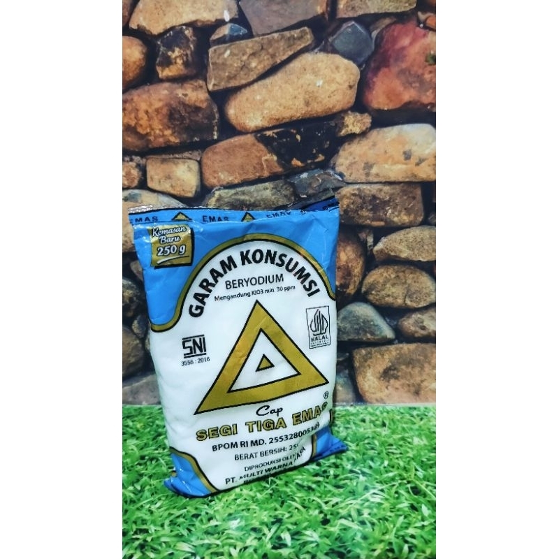 

GARAM SEGITIGA EMAS 250GR PAKET HEMAT (4 PCS)
