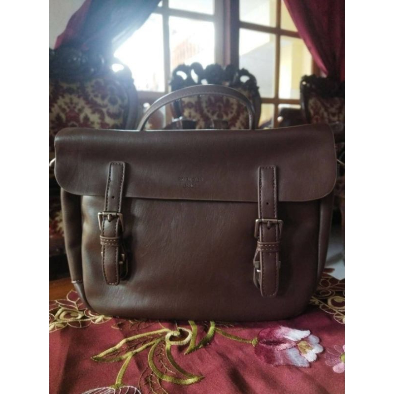 Royal Cuir Messenger bag Preloved