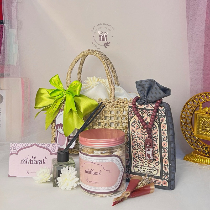 

berbagi sukacita, hampers lebaran, kue kering, kue lebaran, tas kerajinan, handmade, nastar, putri salju, palm cheese