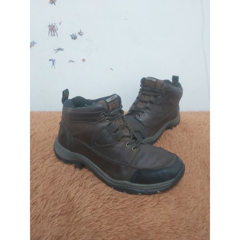 Sepatu Ariat Hiking/outdor