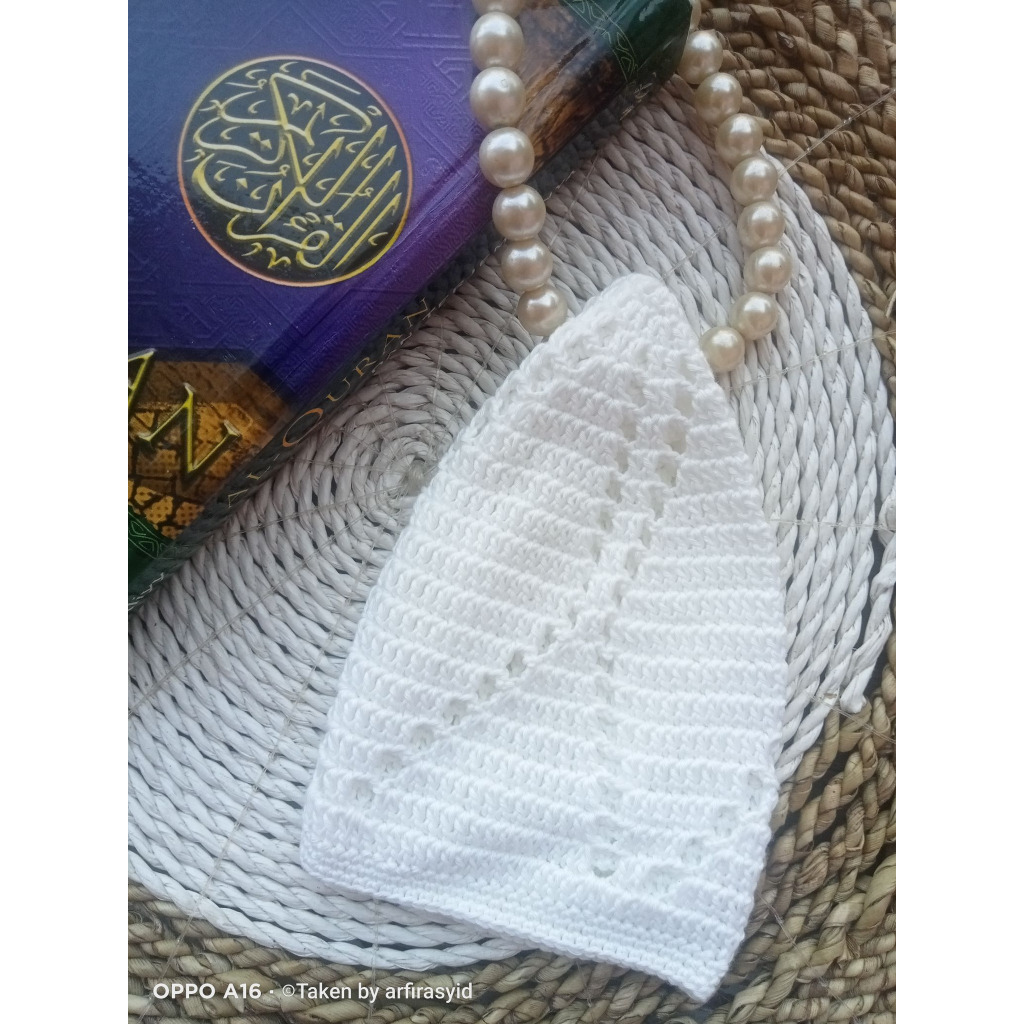 Lobe/ Kopiah Rajut/Kofi Crochet