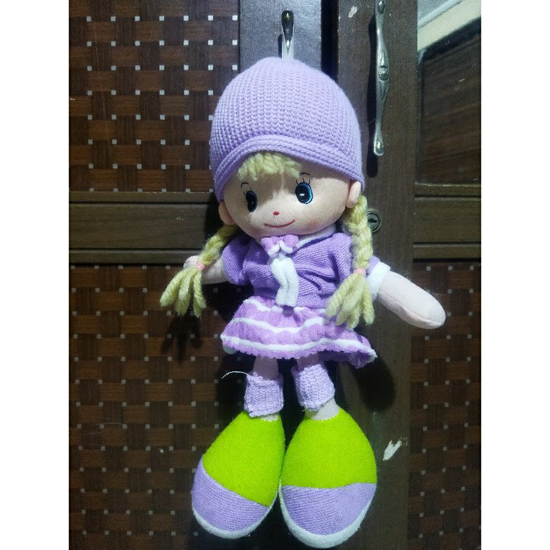 Boneka jadul/boneka import/boneka cewek/boneka rajut