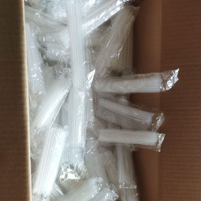 Sedotan air mineral cup