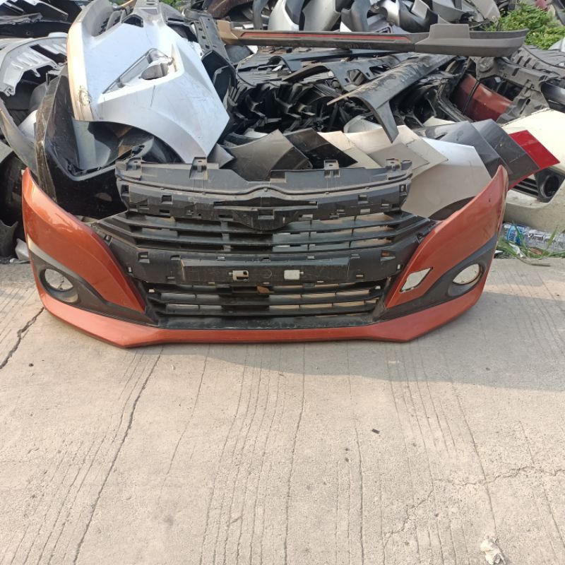 Bemper depan Ayla R cc1.2 2017 2018 2019