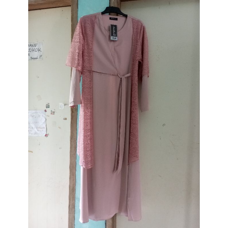 Gaun Panjang Pink Lengan