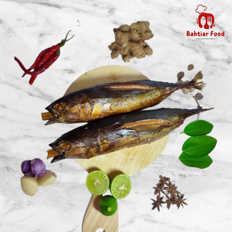 

IKAN TONGKOL PANGGANG ASAP UTUH FRESH KHAS DEMAK ISI 1Kg PACKAGING VACUM