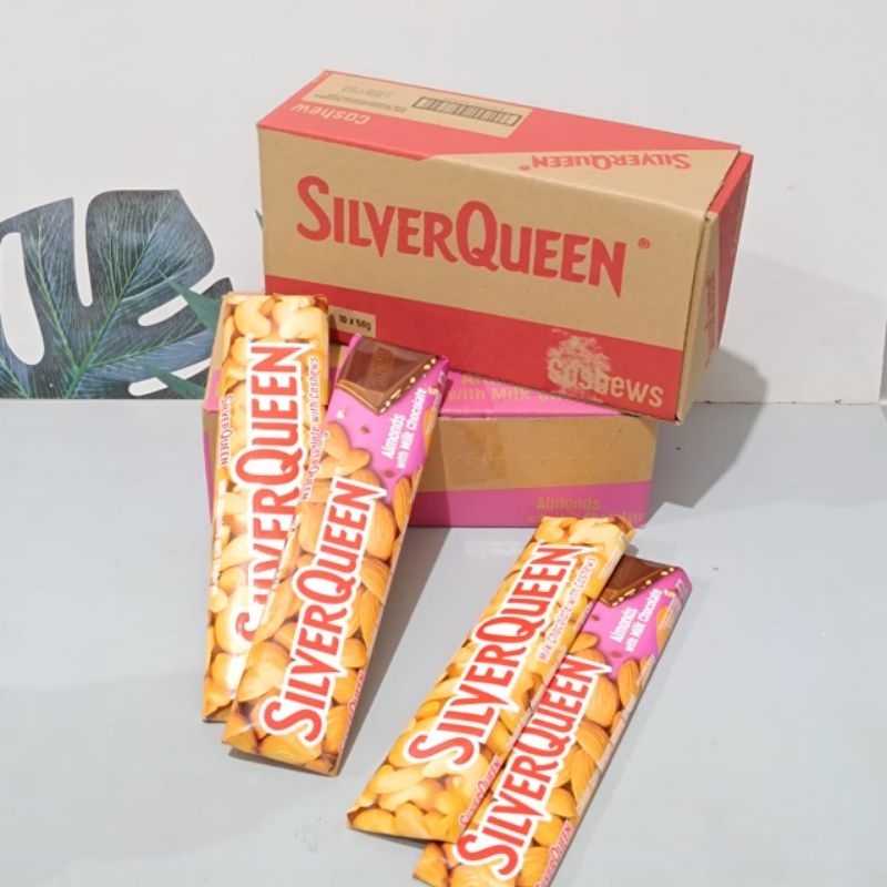 

Silverqueen 55g/coklat Silverqueen 55g/coklat silver queen